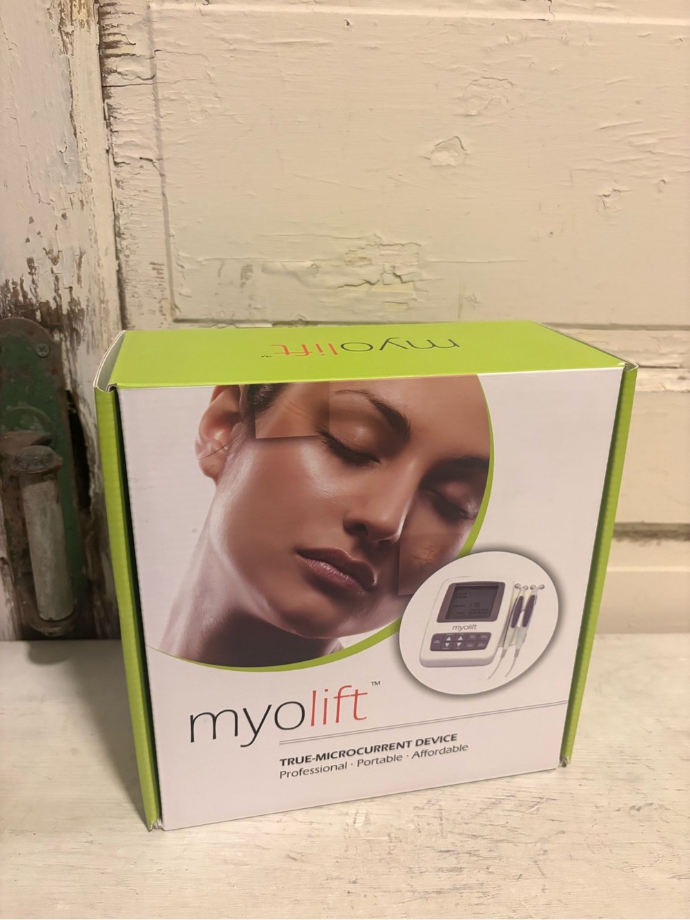 Myolift Mini 7e Wellness Microcurrent Facial Stimulation Device EUC - Picture 14 of 14